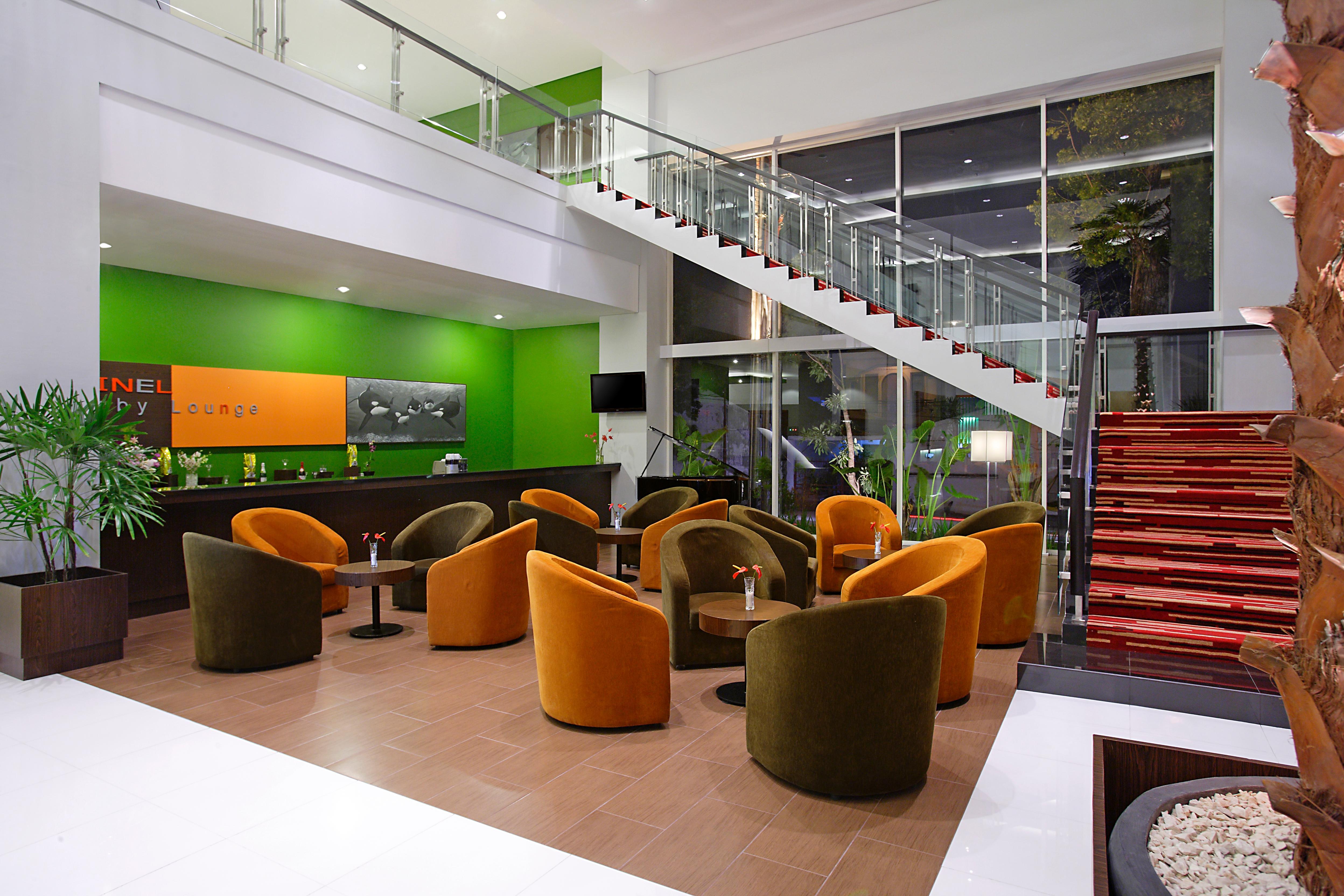 Hotel Santika Palu Luaran gambar
